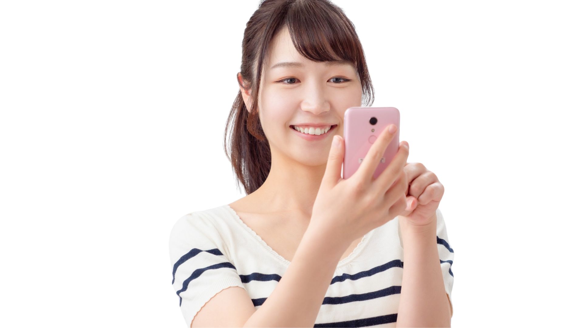 スマホを使っている女性の写真